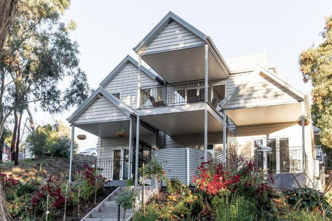 Ascona - Hepburn Springs Daylesford - New Castle Holiday 2