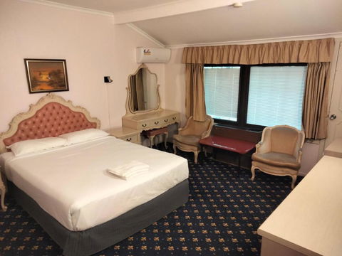 Ascot Motor Inn - New Castle Holiday 2