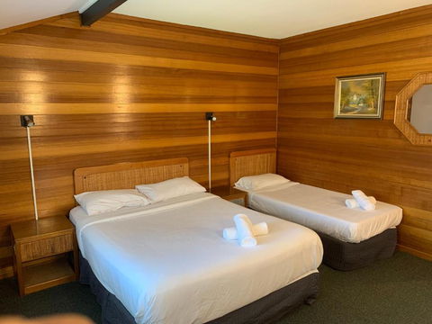 Ascot Motor Inn - New Castle Holiday 3