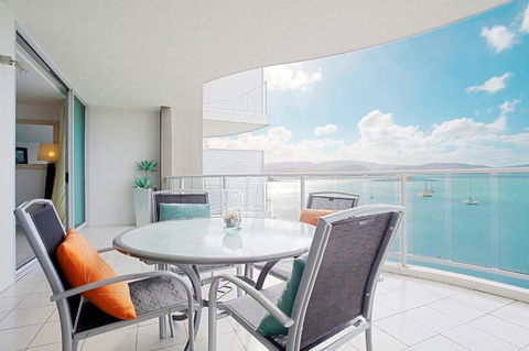 At Marina Shores - New Castle Holiday 0