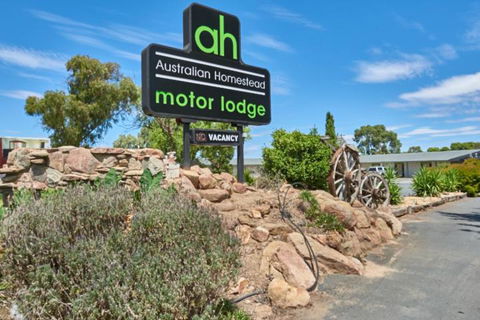 Australian Homestead Motor Lodge - New Castle Holiday 0