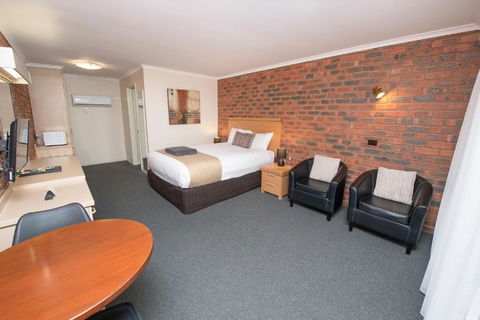 Australian Settlers Motor Inn - New Castle Holiday 2