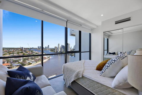 Avalon Apartments - QStay - New Castle Holiday 4