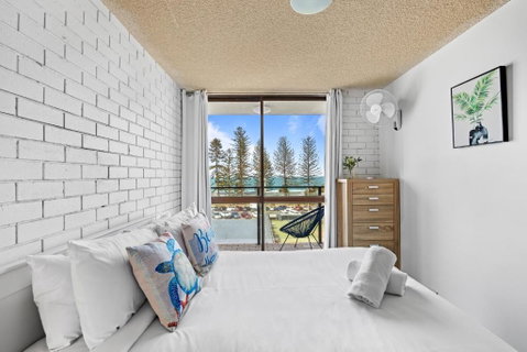 Avalon On Alex Beach 2 Bedroom Apartment - New Castle Holiday 1