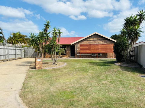 Avoca House - New Castle Holiday 1