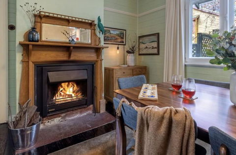 Avondale Mountain Cottage - New Castle Holiday 3