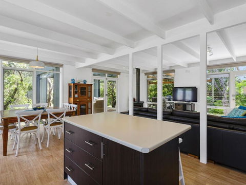 Avonlea Sorrento Holiday House - New Castle Holiday 3