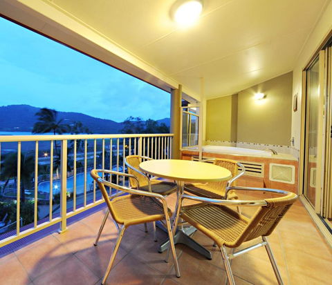 At Boathaven Bay Holiday Apartments - New Castle Holiday 3