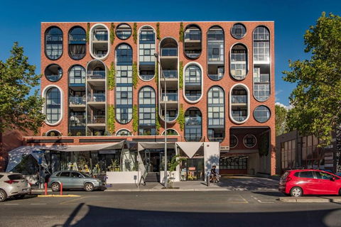 Awesome Brooklyn Inspired Stay - Mt Ainslie View - New Castle Holiday 0