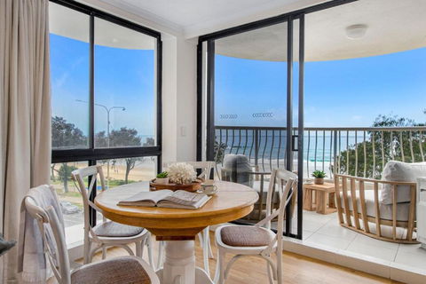 Athena By The Sea Luxurious Beachfront Retreat - CoastHM - New Castle Holiday 1