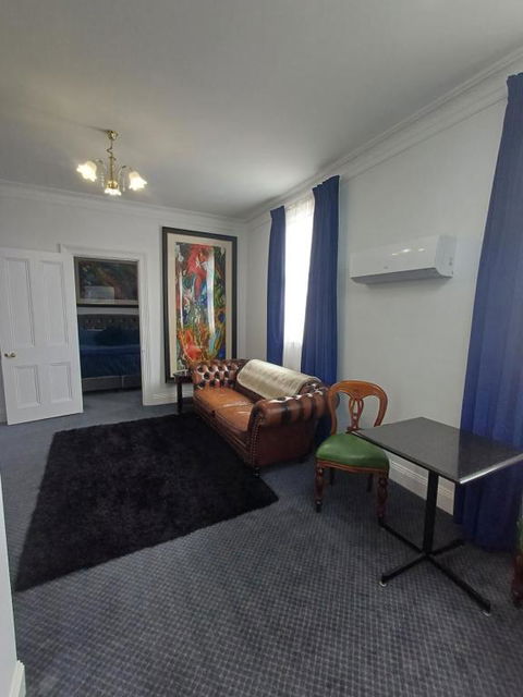 Art Hotel On York - New Castle Holiday 3