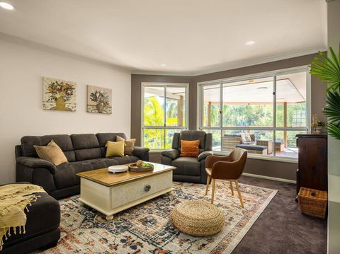 Arcadia 5BR Golfside Parkview Mansion-Tranquil, Huge Deck - New Castle Holiday 0