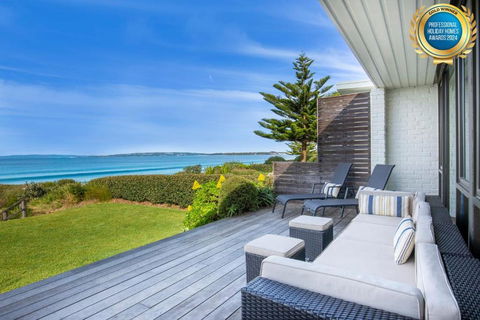 Azure Absolute Beachfront I Pet Friendly - New Castle Holiday 0