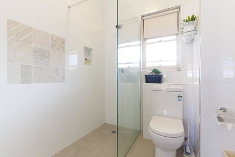 B7 Crawley Apartment 1 BRM & Sleepout Near UWA - New Castle Holiday 1