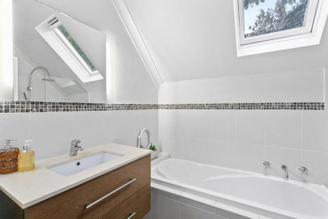BARIS - Bariston Avenue Cremorne - New Castle Holiday 4