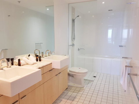 Blue C Coolangatta - New Castle Holiday 10