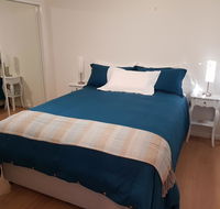 Bee-Haven Cottage - New Castle Holiday