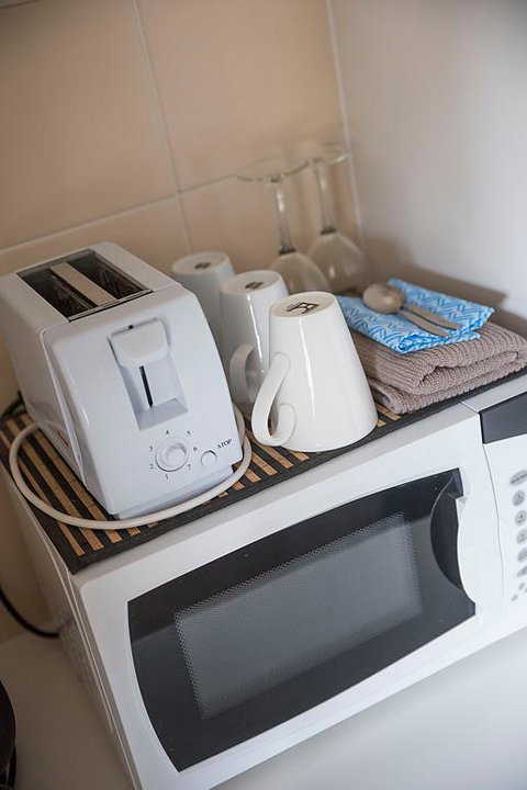 Charleville Motel - New Castle Holiday 7