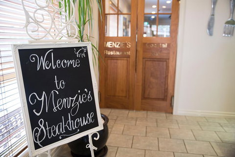 Charleville Motel - New Castle Holiday 4