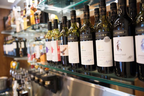 Charleville Motel - New Castle Holiday 6