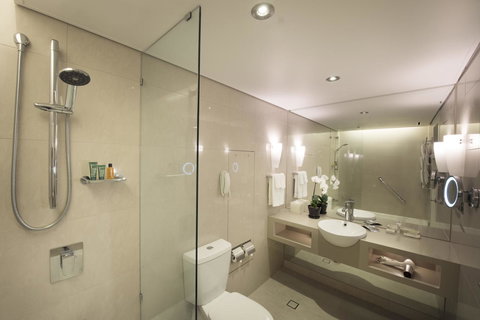 Hilton Cairns - New Castle Holiday 16