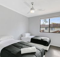 Fountain View Estate - We Accommodate - New Castle Holiday