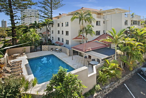 Beachcomber On The Spit - New Castle Holiday 1