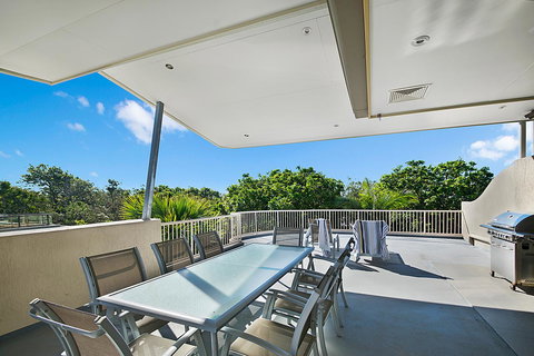 Beachcomber On The Spit - New Castle Holiday 26