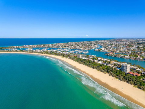 Beachcomber On The Spit - New Castle Holiday 30