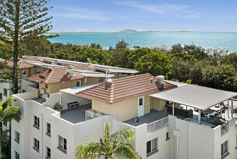 Beachcomber On The Spit - New Castle Holiday 22