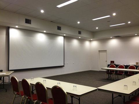 Roma Explorers Inn - New Castle Holiday 27