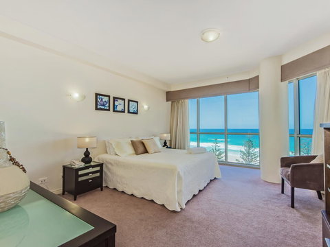 Oceana On Broadbeach - New Castle Holiday 4