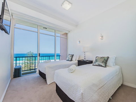 Oceana On Broadbeach - New Castle Holiday 16