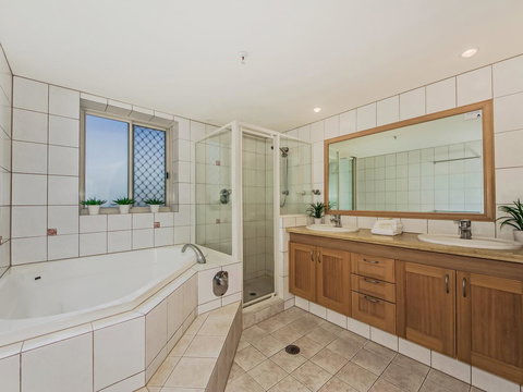 Oceana On Broadbeach - New Castle Holiday 11