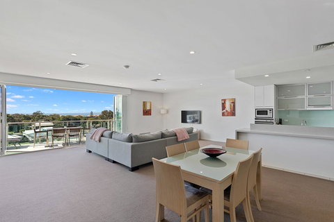 Akama Resort - New Castle Holiday 25