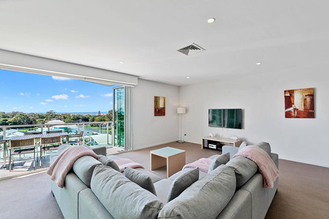 Akama Resort - New Castle Holiday 28