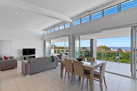 Akama Resort - New Castle Holiday 18