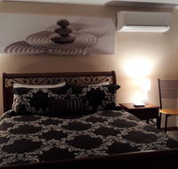 Private Apartment With Scenic Gardens - New Castle Holiday