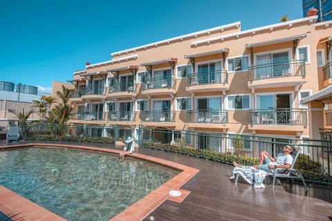 Il Palazzo Holiday Apartments - New Castle Holiday 10