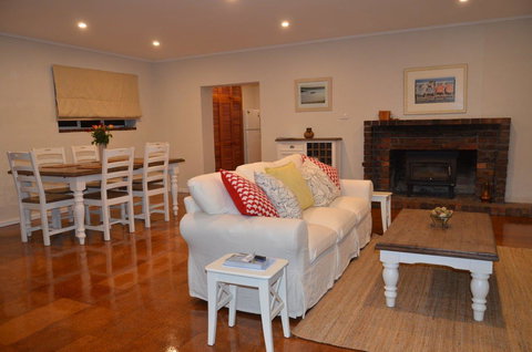 Ratcliff Cottage - New Castle Holiday 10