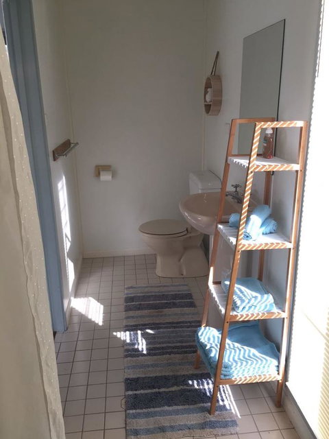 SEA-esta - New Castle Holiday 15