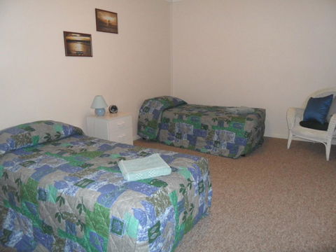 Sylvan Beach Resort - New Castle Holiday 32