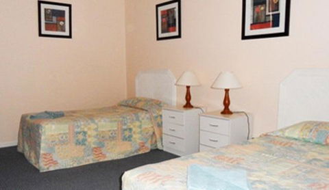 Sylvan Beach Resort - New Castle Holiday 17