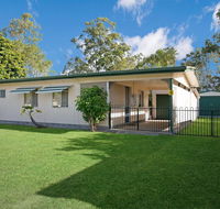 Lowset pet friendly cottage - Sunset Ave Bongaree - New Castle Holiday