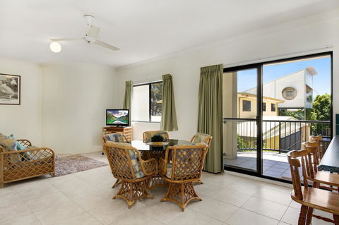Quiet Location Across From Waterfront - South Esp, Bongaree - New Castle Holiday 3