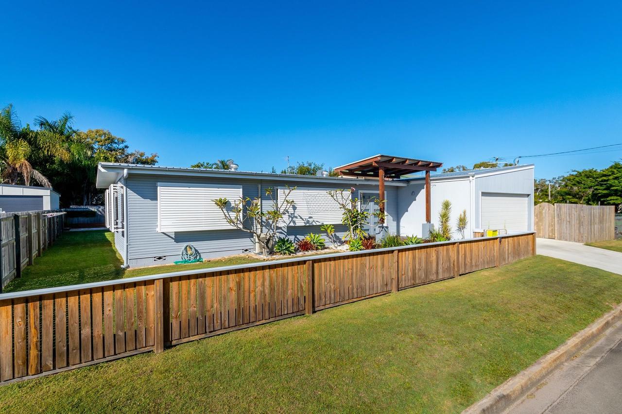 Wilston QLD New Castle Holiday