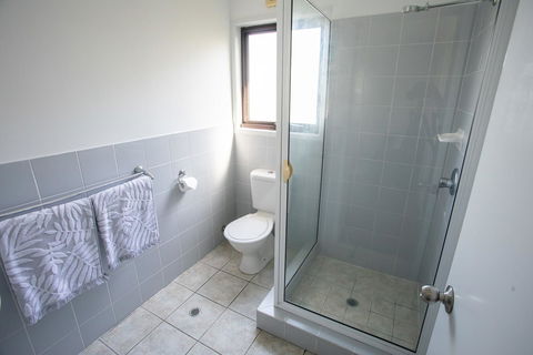 Point Break Beach House - New Castle Holiday 12