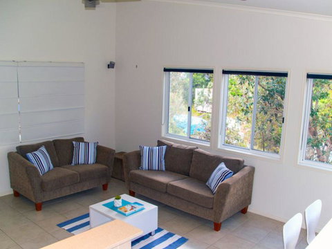 Sandcastles On Main - New Castle Holiday 15