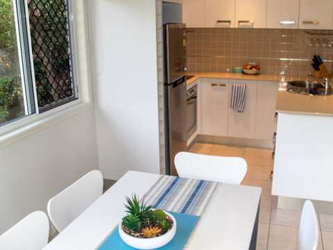 Sandcastles On Main - New Castle Holiday 11