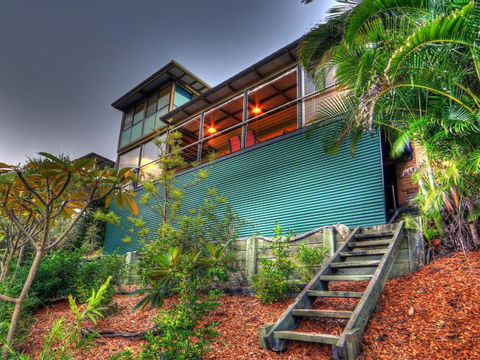 Belle Vue Beach House By Discover Stradbroke - New Castle Holiday 16